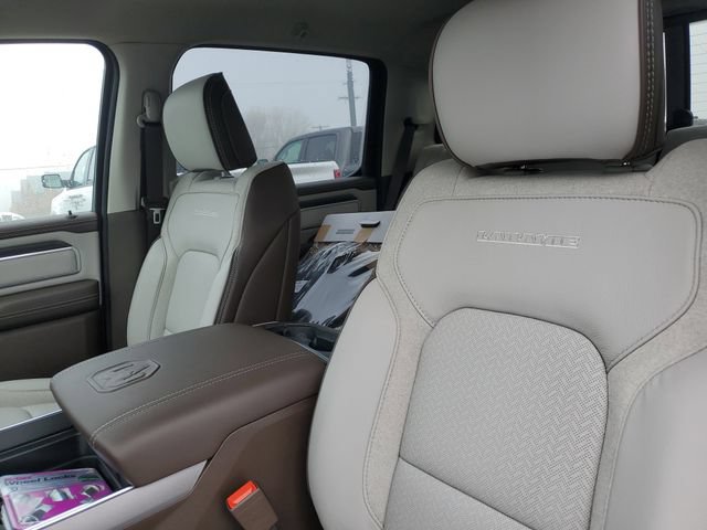 New 2026 RAM 1500 Laramie AWD/4WD image 12