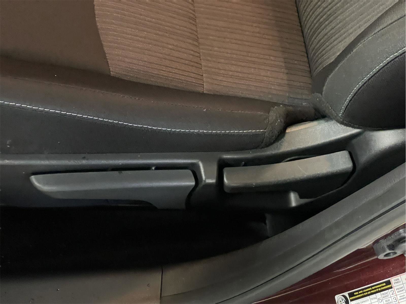 Used 2025 Nissan Sentra SV w/ All-Weather Package image 23