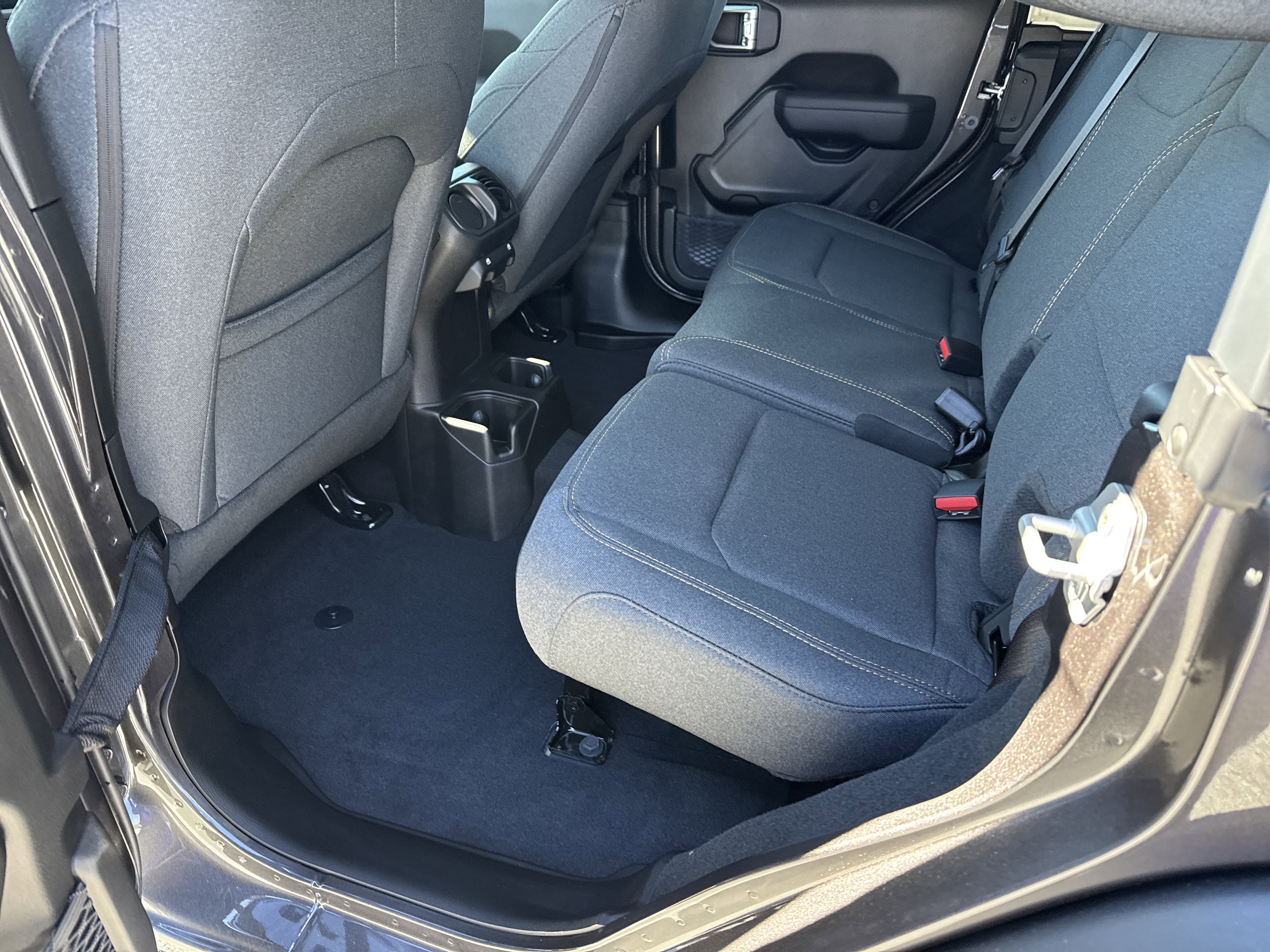 New 2025 Jeep Wrangler Sport S AWD/4WD image 24