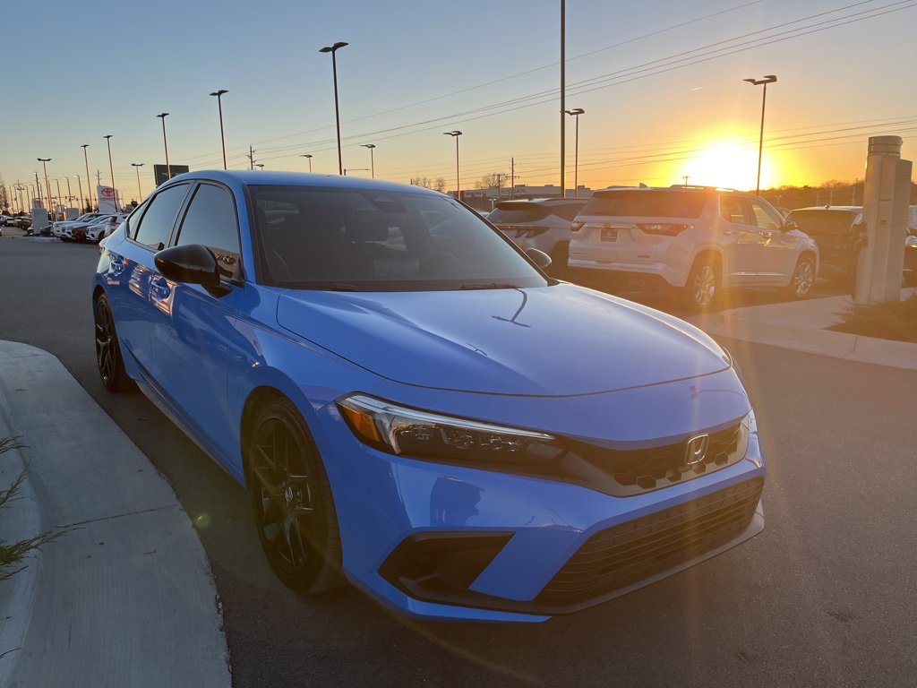 Used 2024 Honda Civic Sport image 3
