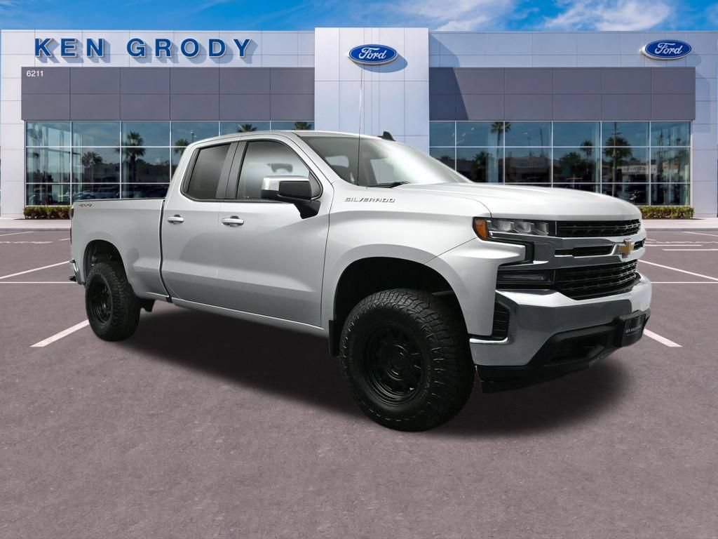 Used 2020 Chevrolet Silverado 1500 LT w/ Trailering Package