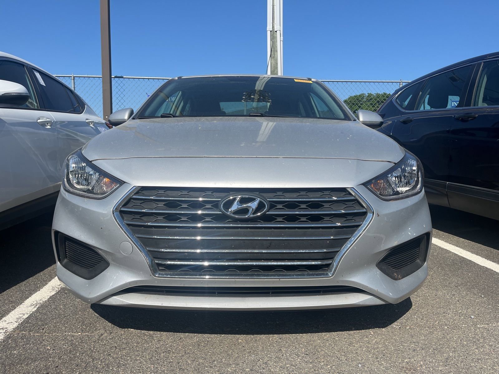Used 2021 Hyundai Accent SE FWD image 1