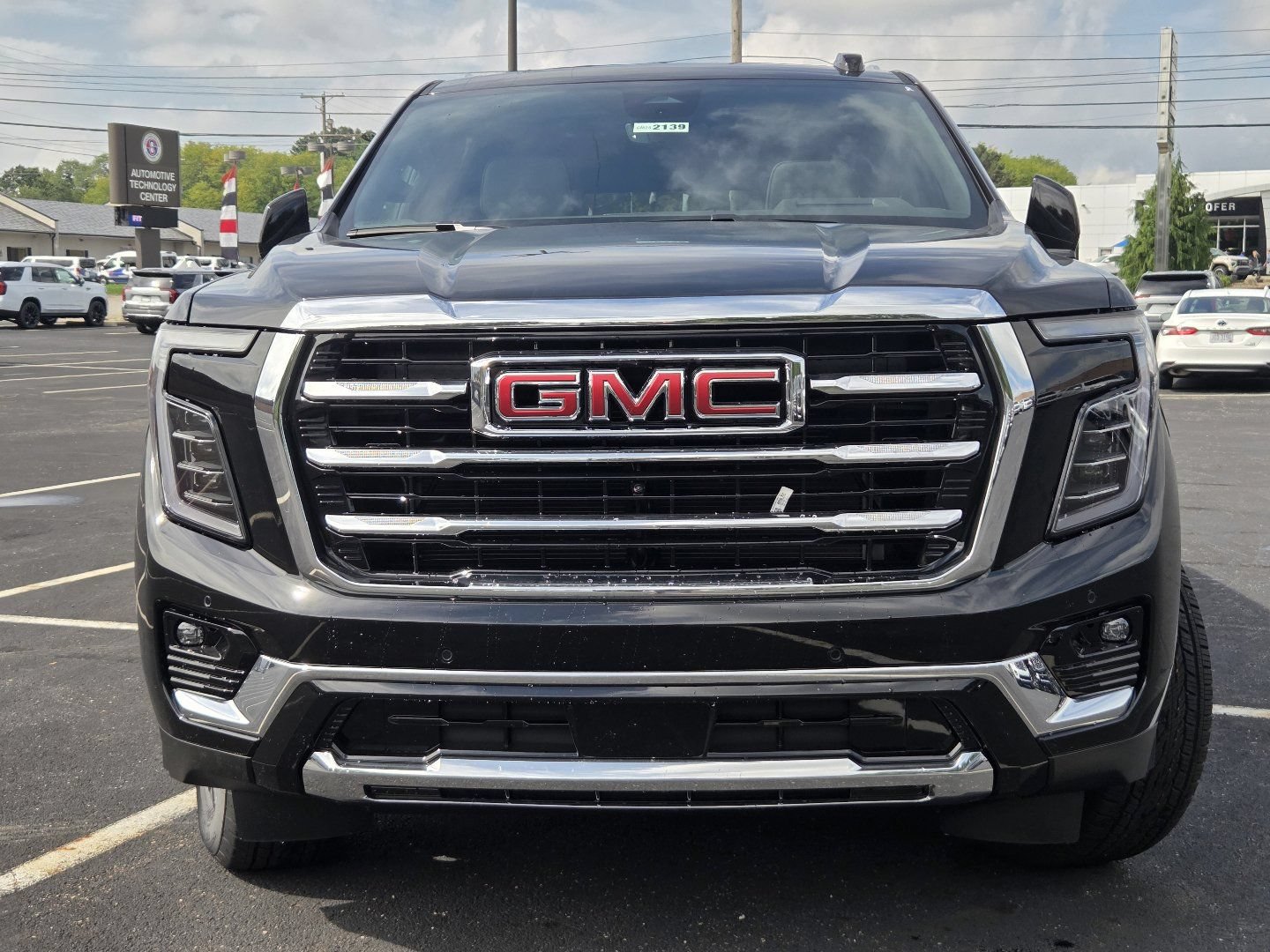 New 2026 GMC Yukon XL Elevation w/ Elevation Premium Package AWD/4WD image 14
