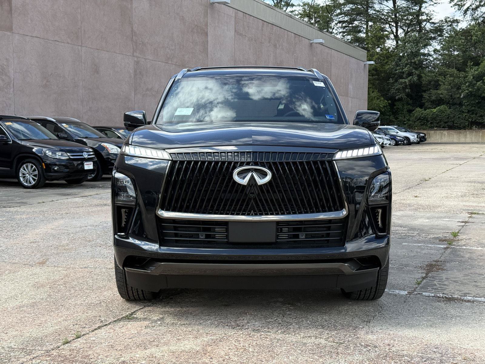 New 2027 INFINITI QX80 Autograph AWD/4WD image 2