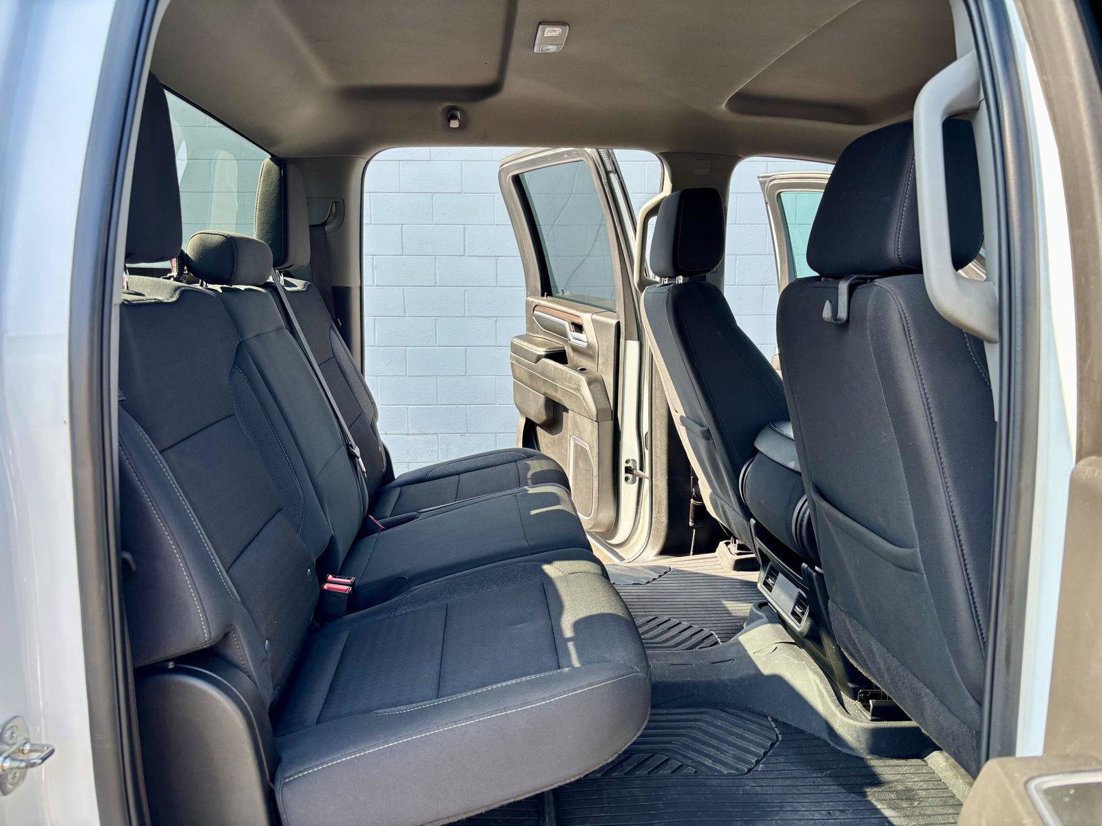 Used 2024 Chevrolet Silverado 2500 LT AWD/4WD image 9
