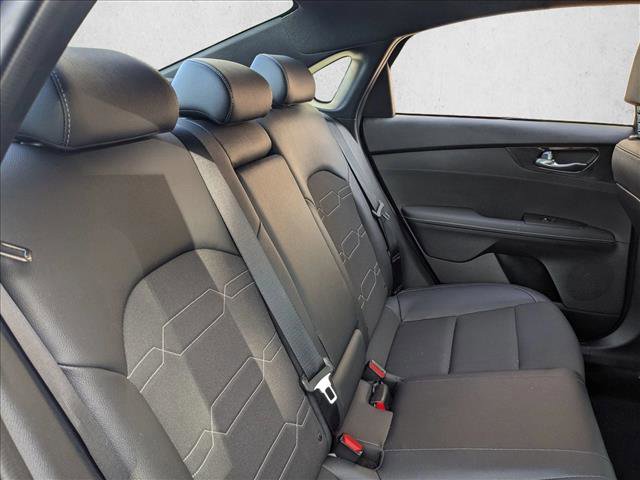 Used 2024 Kia Forte GT-Line image 20