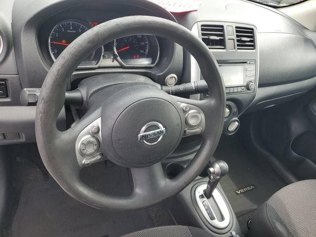 Used 2014 Nissan Versa FWD image 12