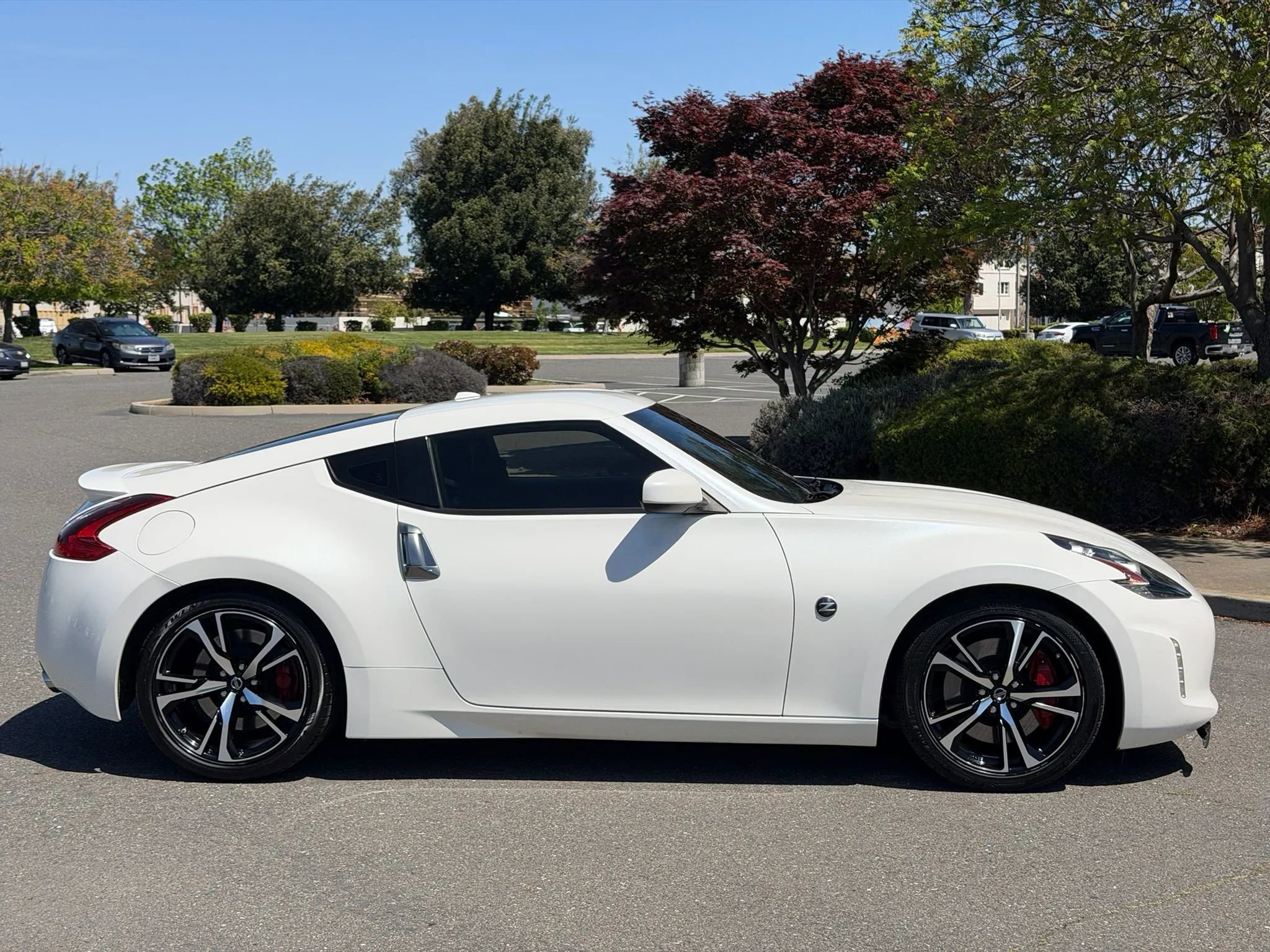 Used 2020 Nissan 370Z Touring Sport image 6