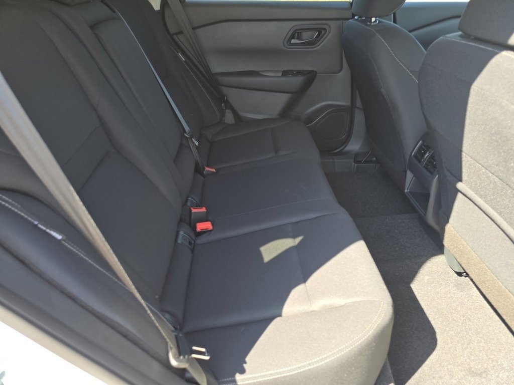 New 2026 Nissan Rogue S image 10