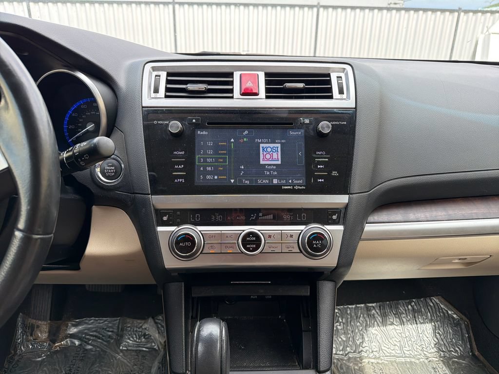 Used 2017 Subaru Outback 2.5i Limited AWD/4WD image 17