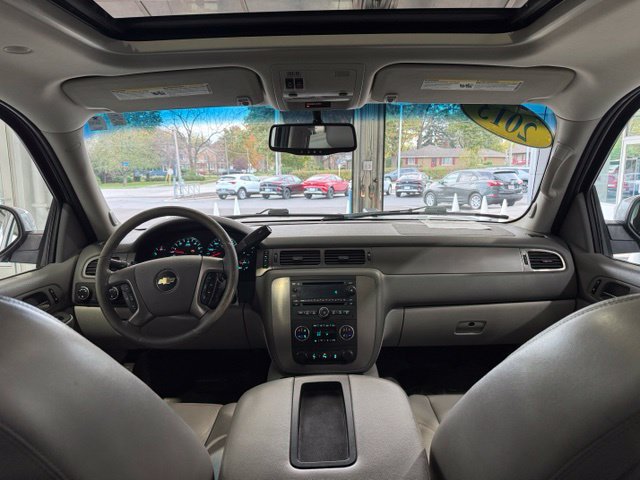Used 2013 Chevrolet Avalanche LT w/ Suspension Package, Off-Road AWD/4WD image 18
