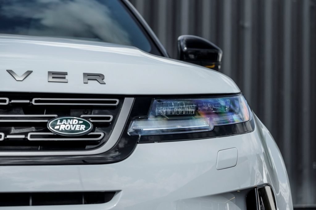 New 2026 Land Rover Range Rover Evoque S AWD/4WD image 6
