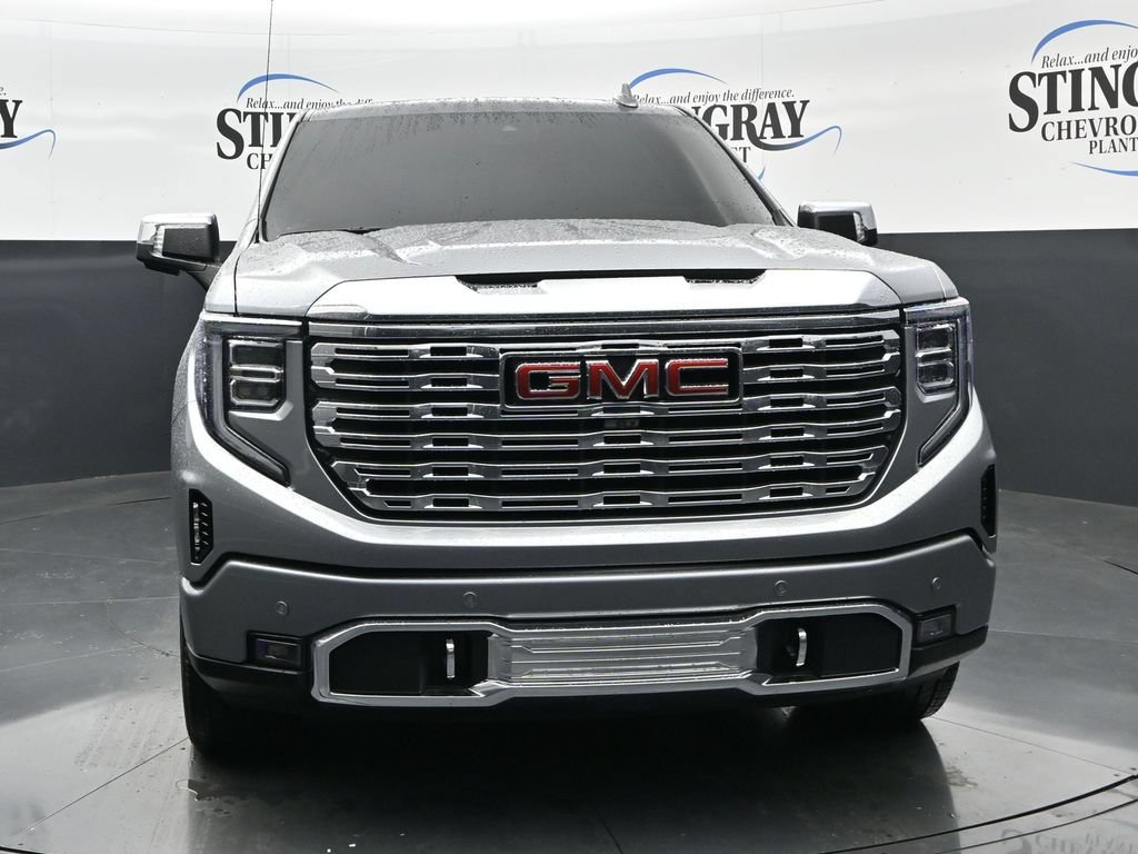 Used 2025 GMC Sierra 1500 Denali w/ Denali Reserve Package AWD/4WD image 2