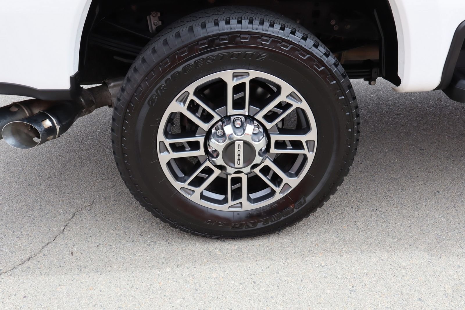 Used 2024 Ford F250 Limited w/ FX4 Off-Road Package AWD/4WD image 11
