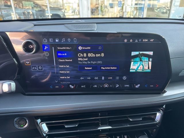 New 2026 Chevrolet Traverse LT w/ Enhanced Driving Package AWD/4WD image 11