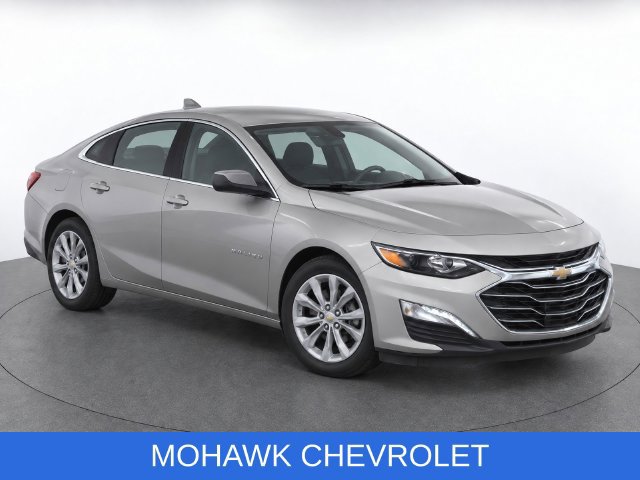 Certified 2022 Chevrolet Malibu LT FWD image 2