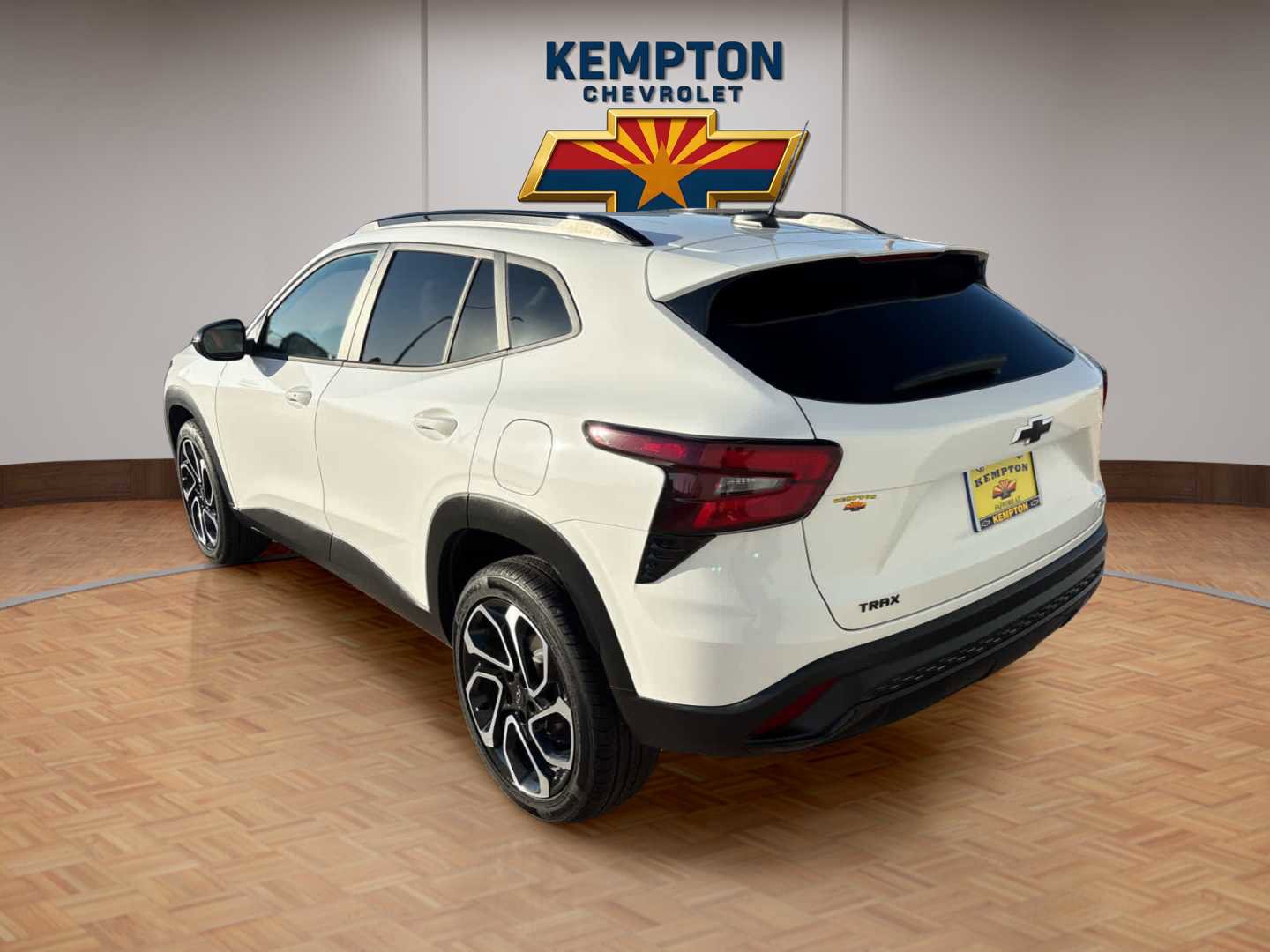 Used 2025 Chevrolet Trax RS w/ Sunroof Package image 4