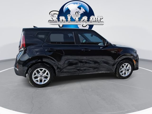 Used 2025 Kia Soul LX w/ LX Technology Package image 8