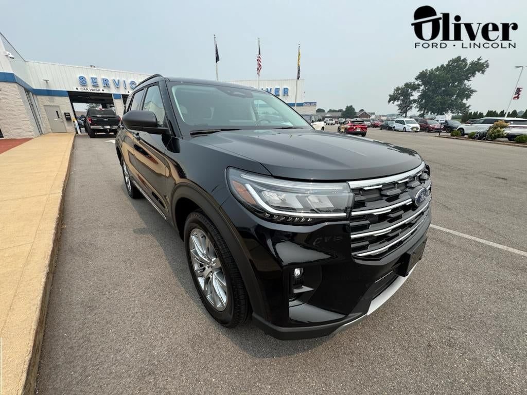Used 2025 Ford Explorer Active w/ Active Comfort Package AWD/4WD image 1
