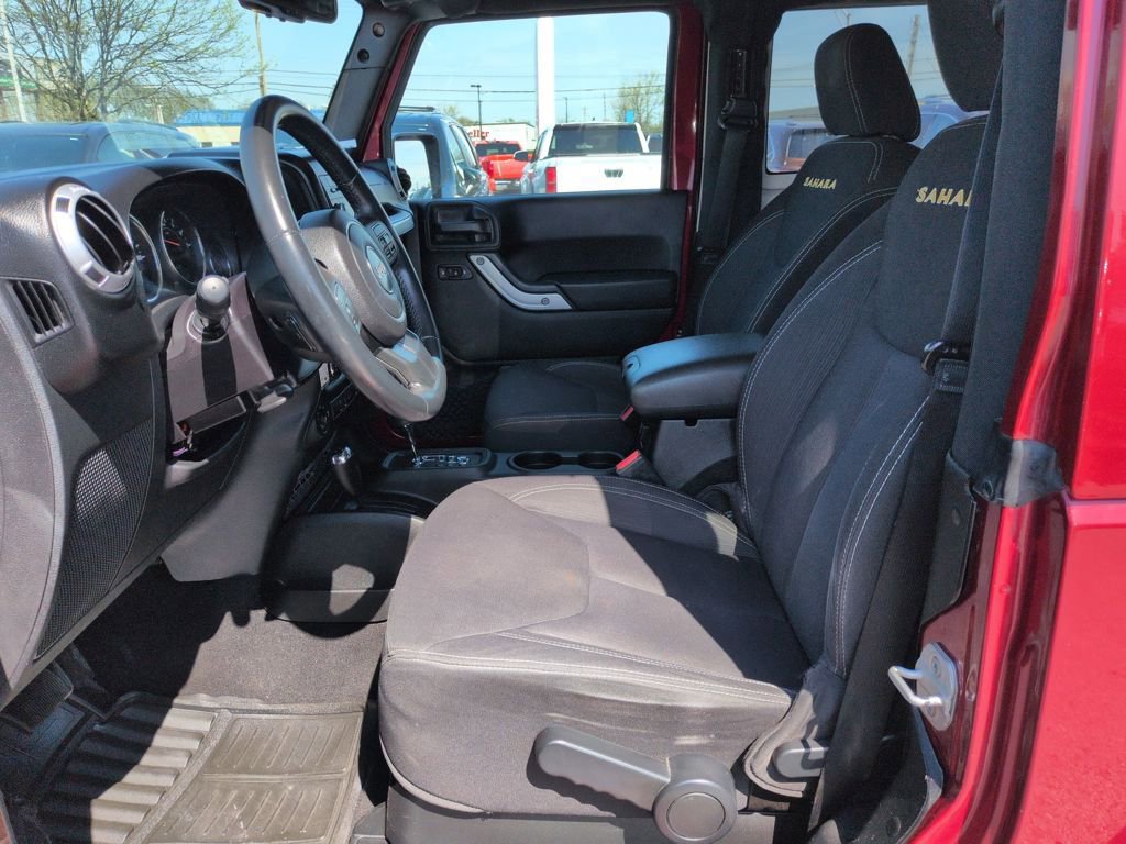 Used 2013 Jeep Wrangler Sahara image 9