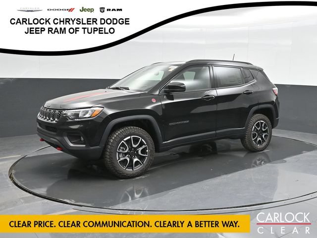 New 2025 Jeep Compass Trailhawk w/ Sun & Sound Group AWD/4WD image 8