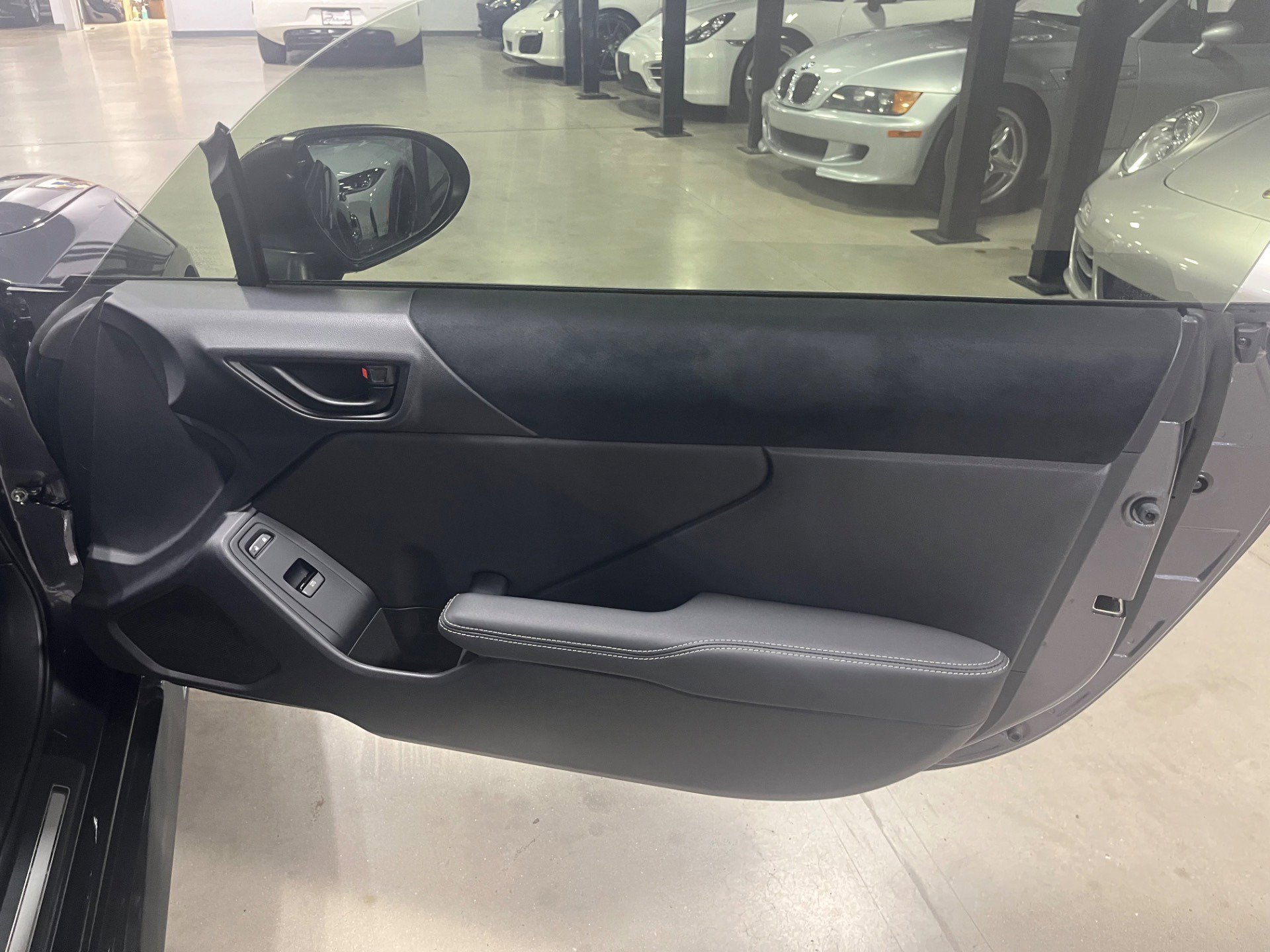 Used 2023 Toyota GR86 Premium image 30