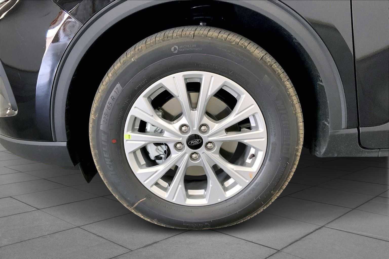 New 2026 Ford Escape Active w/ Tech Pack #1 image 9