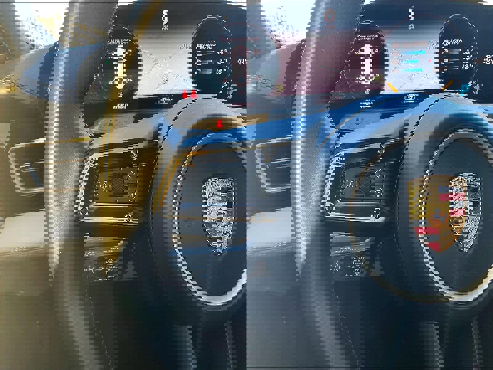 Used 2020 Porsche Taycan Turbo image 18