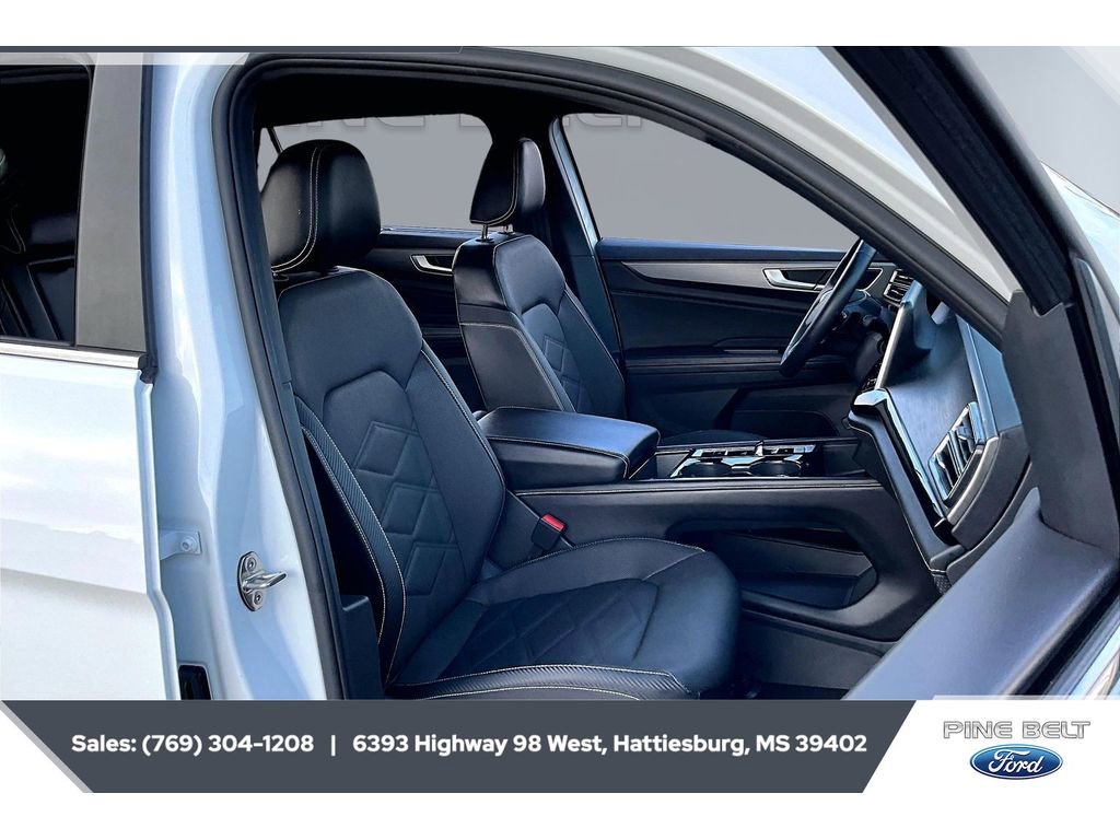 Used 2024 Volkswagen Atlas Cross Sport SE image 6