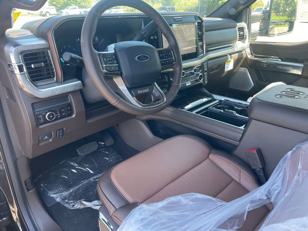 New 2025 Ford F250 King Ranch w/ Tremor Off-Road Package image 6