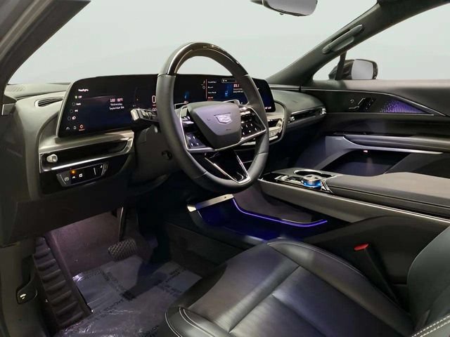 Used 2023 Cadillac Lyriq 2WD image 61