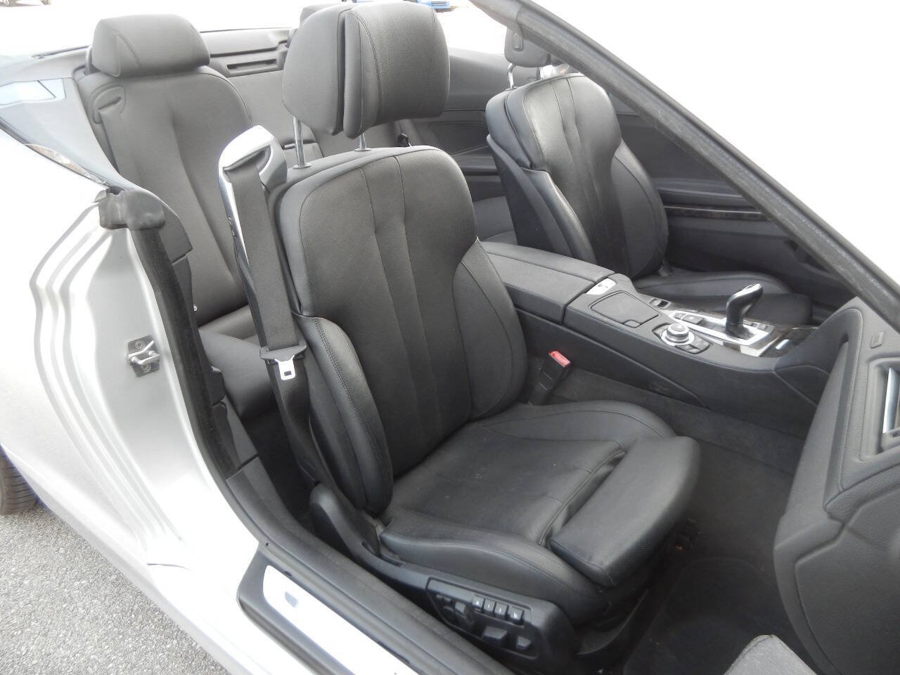 Used 2012 BMW 640i Convertible RWD image 33