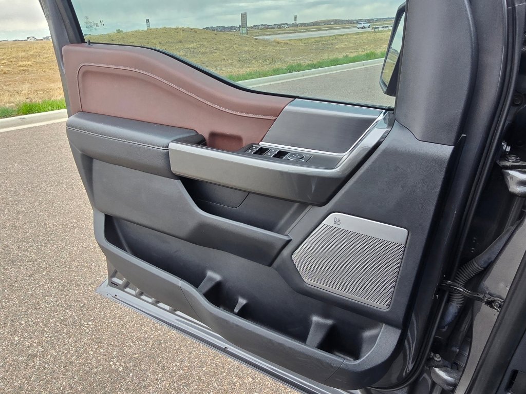 Used 2022 Ford F150 Lariat w/ Equipment Group 502A High image 16