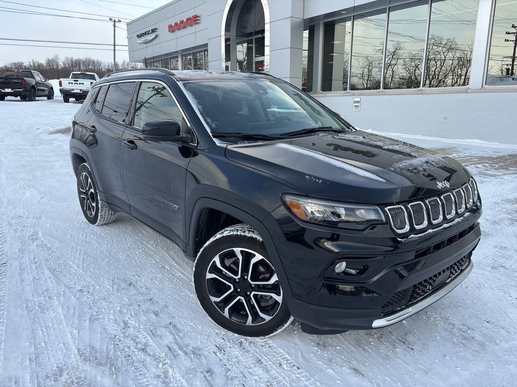 Certified 2022 Jeep Compass Limited image 2