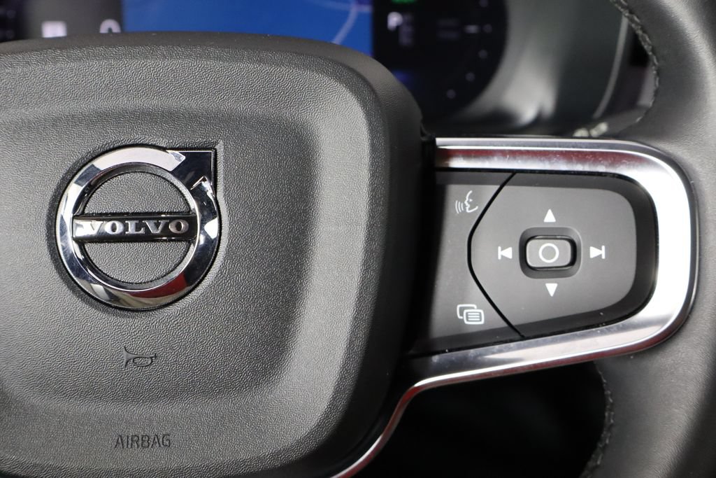 Used 2023 Volvo C40 P8 Recharge Ultimate AWD/4WD image 10
