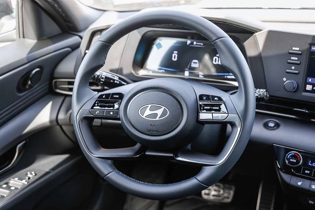 New 2026 Hyundai Elantra SEL Sport Premium FWD image 16