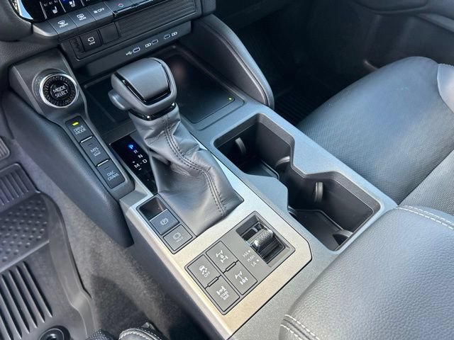 New 2027 Toyota Land Cruiser w/ Premium Package AWD/4WD image 25