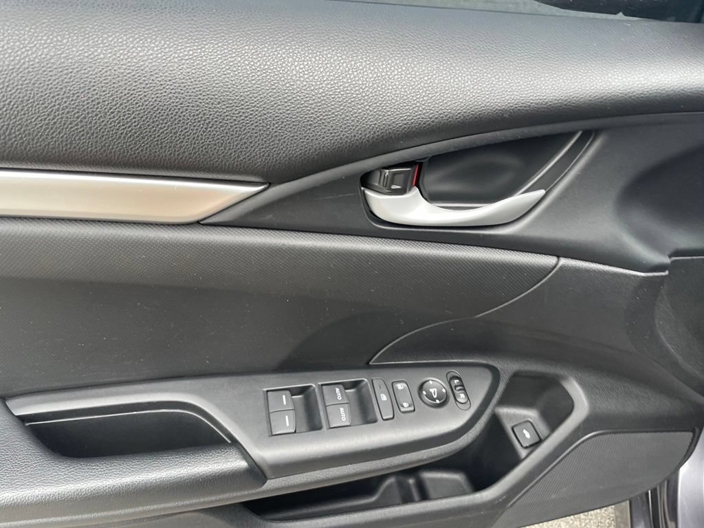 Used 2020 Honda Civic Sport image 11