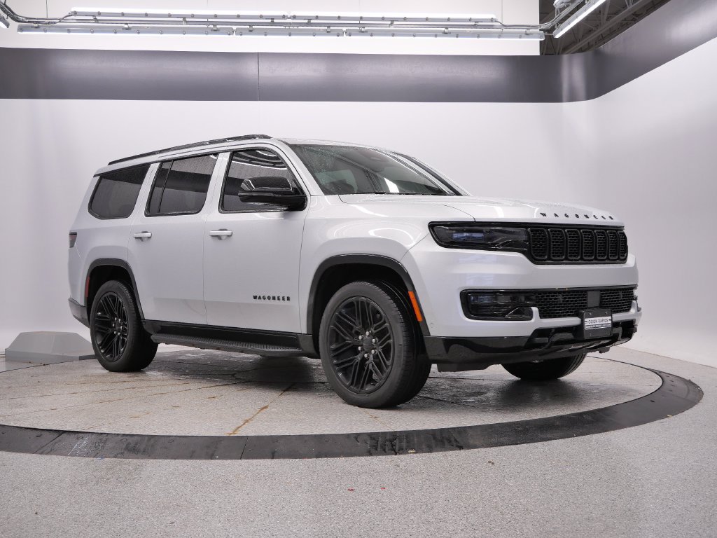 Used 2023 Jeep Wagoneer Series II AWD/4WD image 7