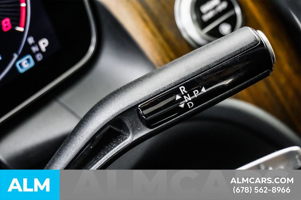 Used 2024 Mercedes-Benz GLC 300 4MATIC w/ AMG Line image 31