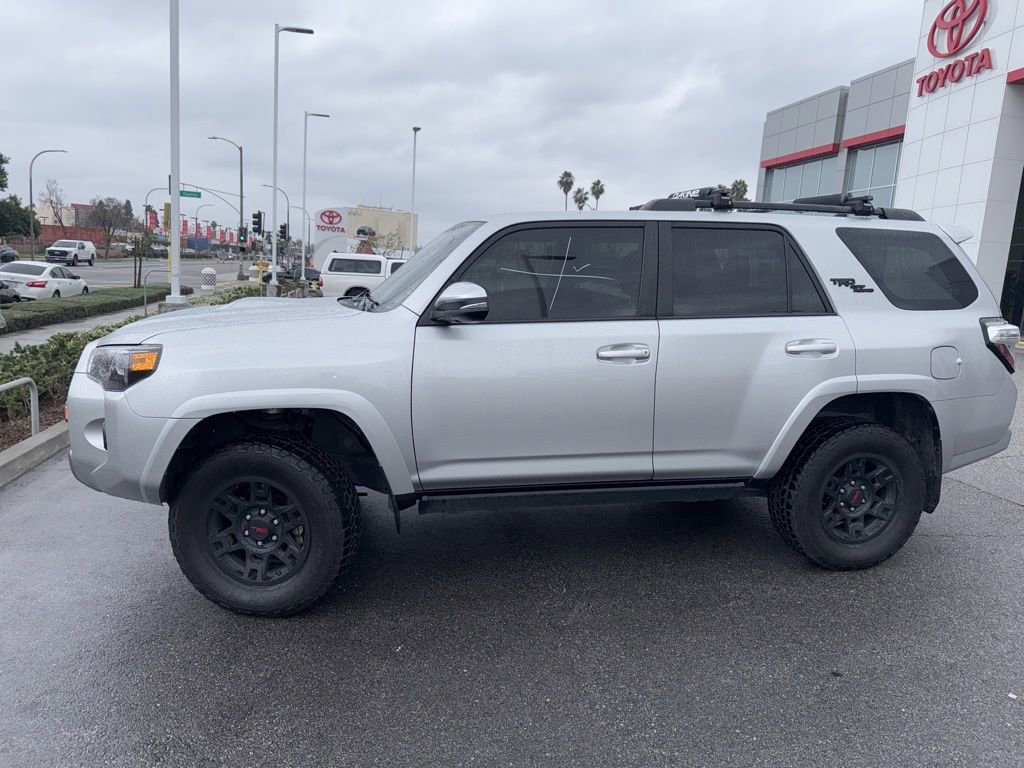 Used 2021 Toyota 4Runner TRD Off-Road Premium image 4