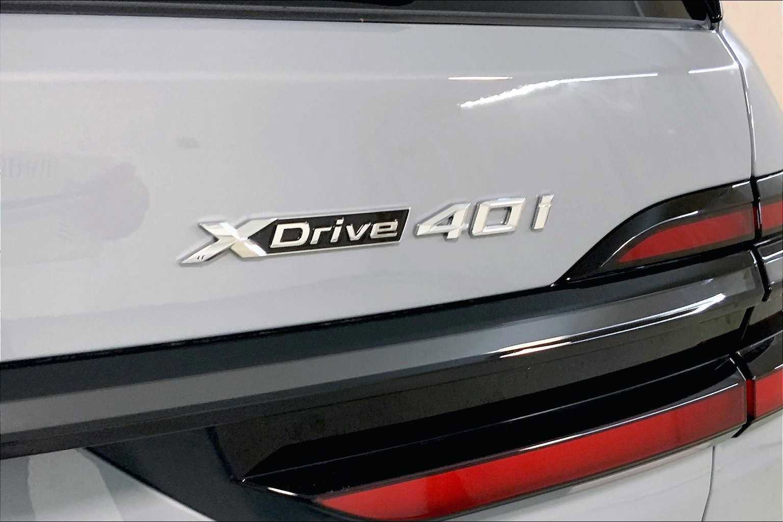 New 2026 BMW X7 xDrive40i w/ M Sport Package image 15