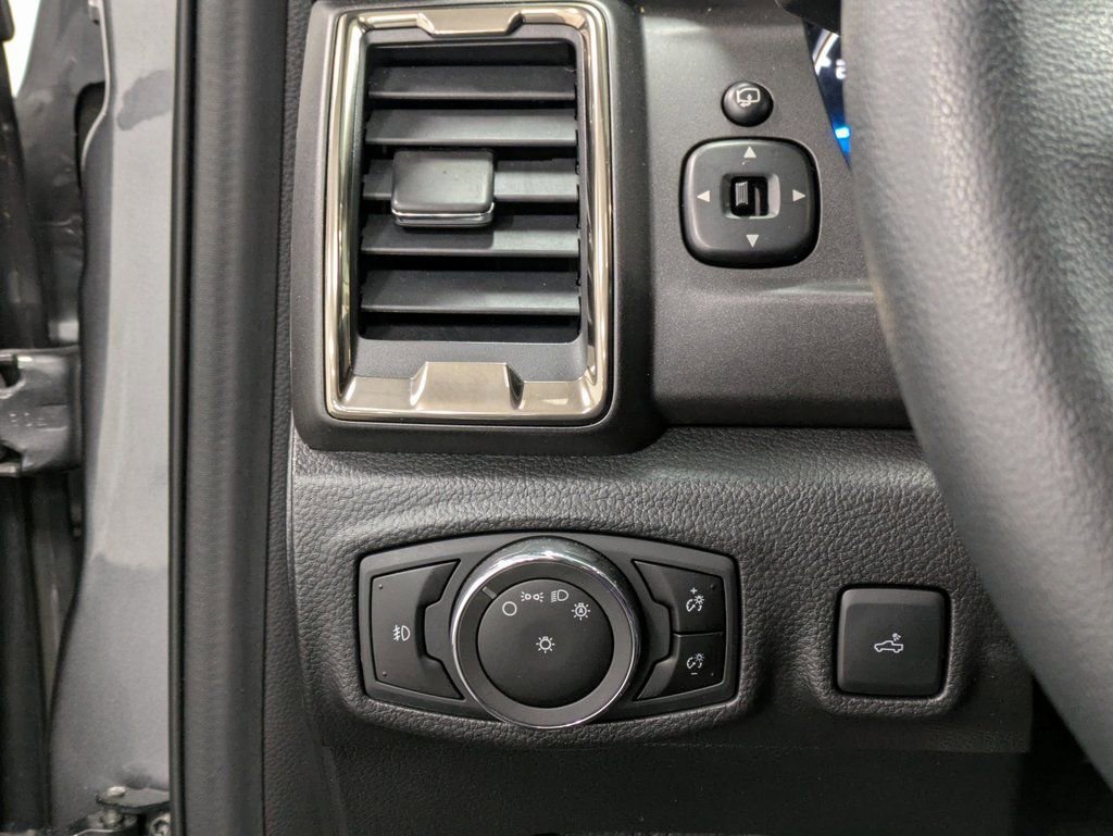 Used 2023 Ford Ranger Lariat w/ Tremor Off-Road Package image 21