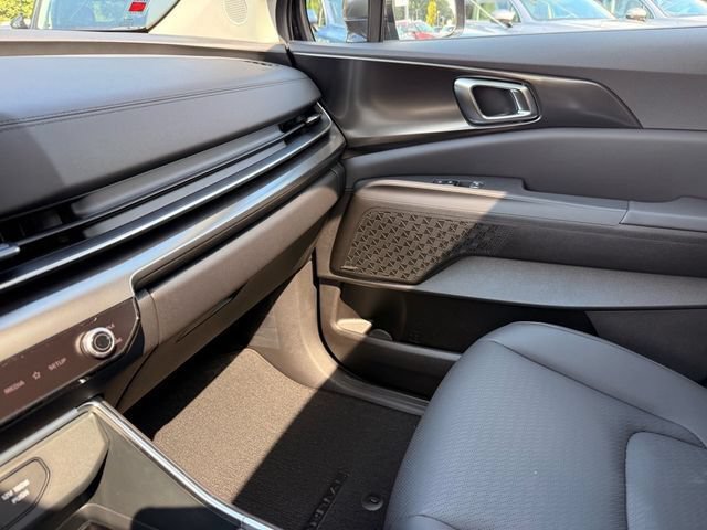 New 2026 Kia Carnival SX Prestige FWD image 13
