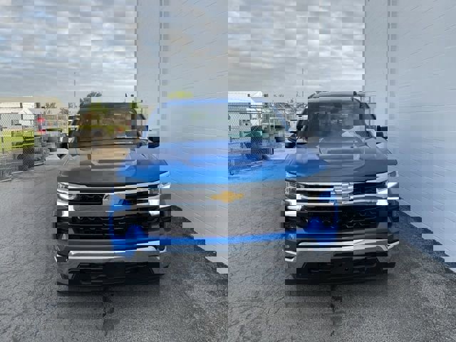Used 2025 Chevrolet Silverado 1500 LT w/ Protection Package image 5