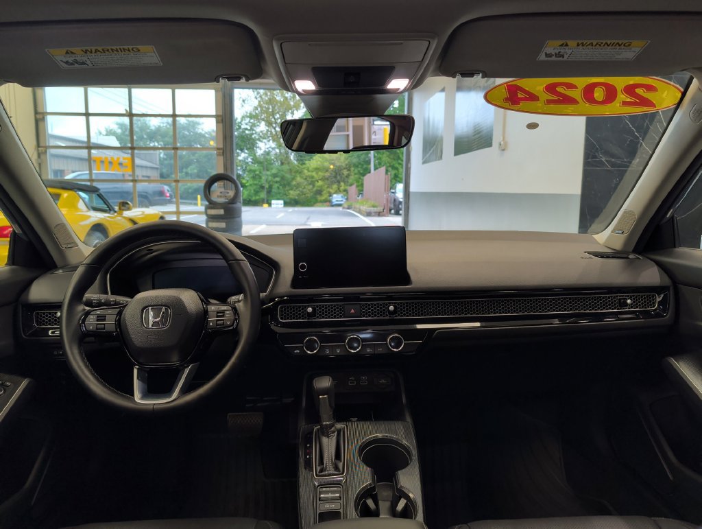 Used 2024 Honda Civic Touring image 14