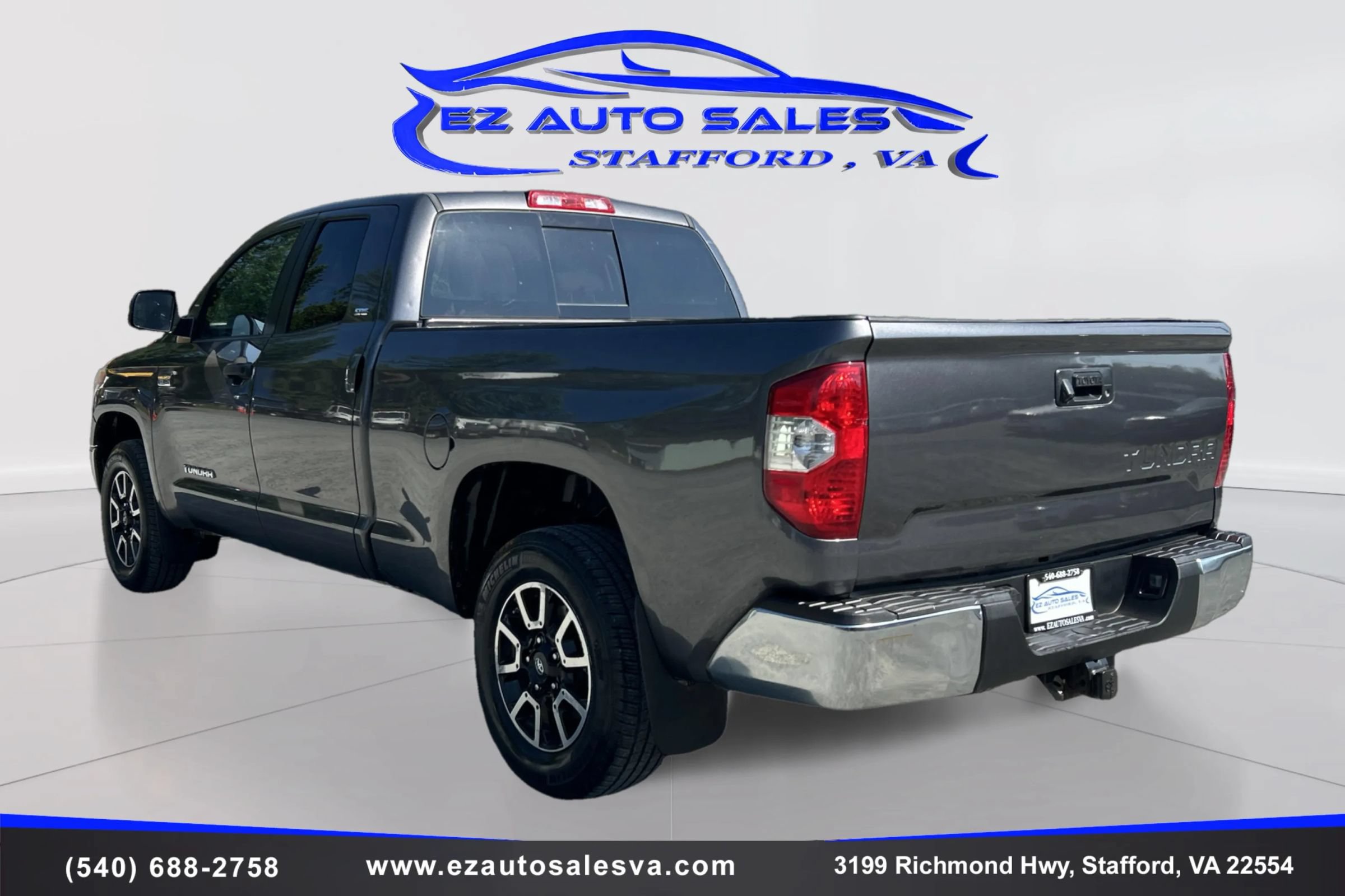 Used 2015 Toyota Tundra SR5 w/ TRD Off Road Package AWD/4WD image 7
