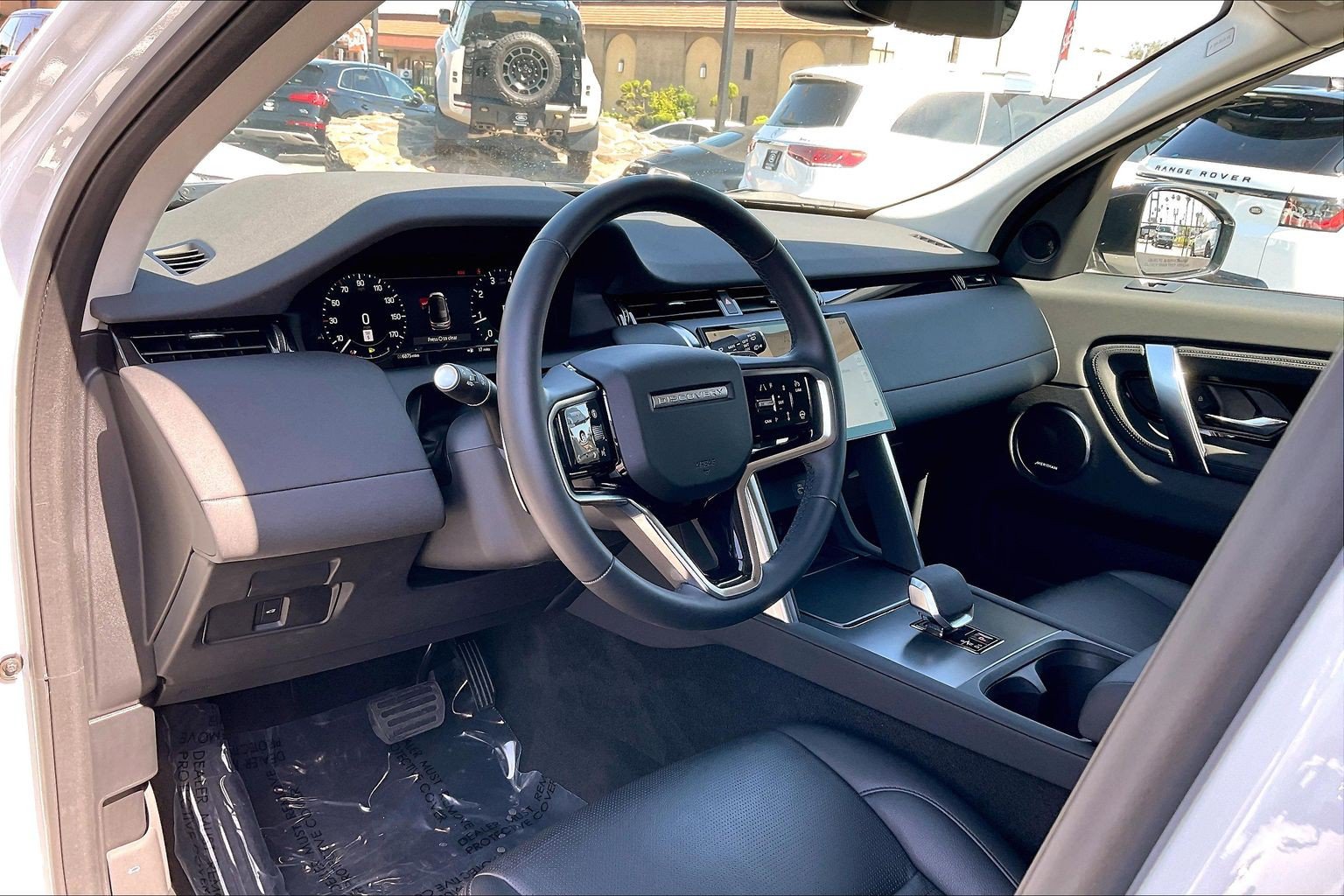 Certified 2025 Land Rover Discovery Sport S AWD/4WD image 17