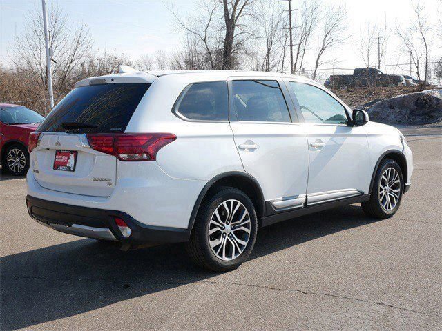 Used 2018 Mitsubishi Outlander SE image 7