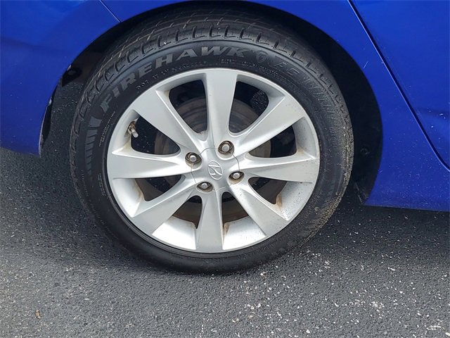 Used 2013 Hyundai Accent GS image 7